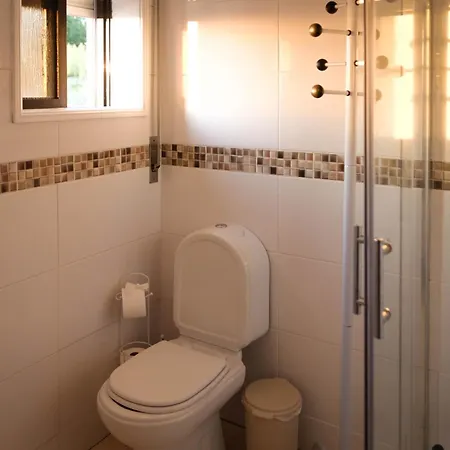 Дом отдыха Eucalyptus Pink House