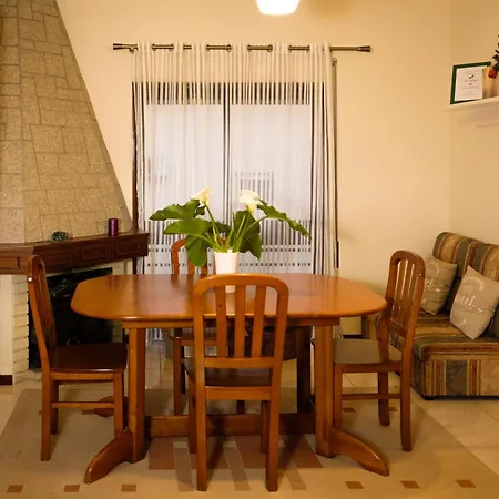 Prázdninový dům Eucalyptus Pink House *