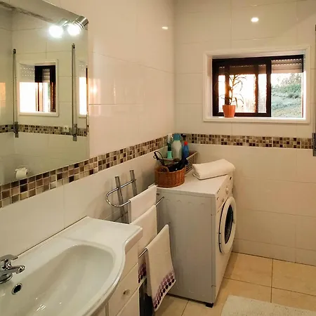 Дом отдыха Eucalyptus Pink House