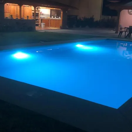 Prázdninový dům Eucalyptus Pink House *