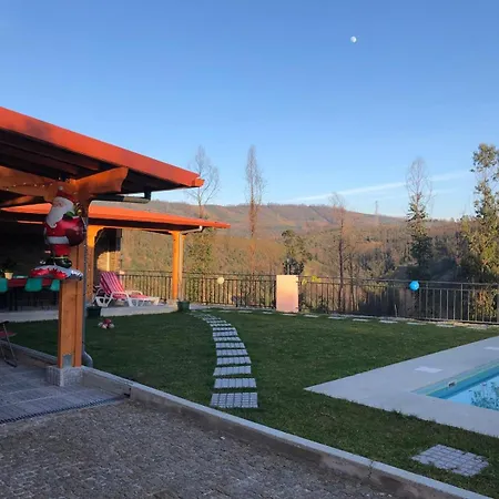 Eucalyptus Pink House Covelo (Porto)