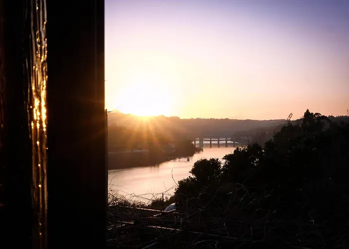 Eucalyptus Pink House 別荘 Covelo (Porto)