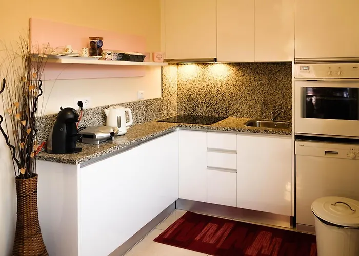 Eucalyptus Pink House *