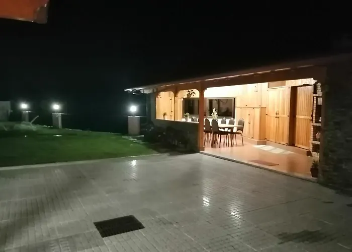 別荘 Eucalyptus Pink House Covelo (Porto)