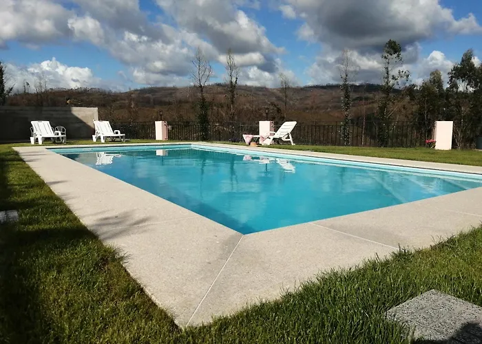 Eucalyptus Pink House Covelo (Porto)