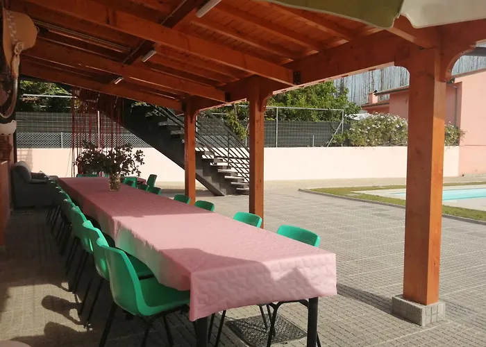 Eucalyptus Pink House Covelo (Porto)